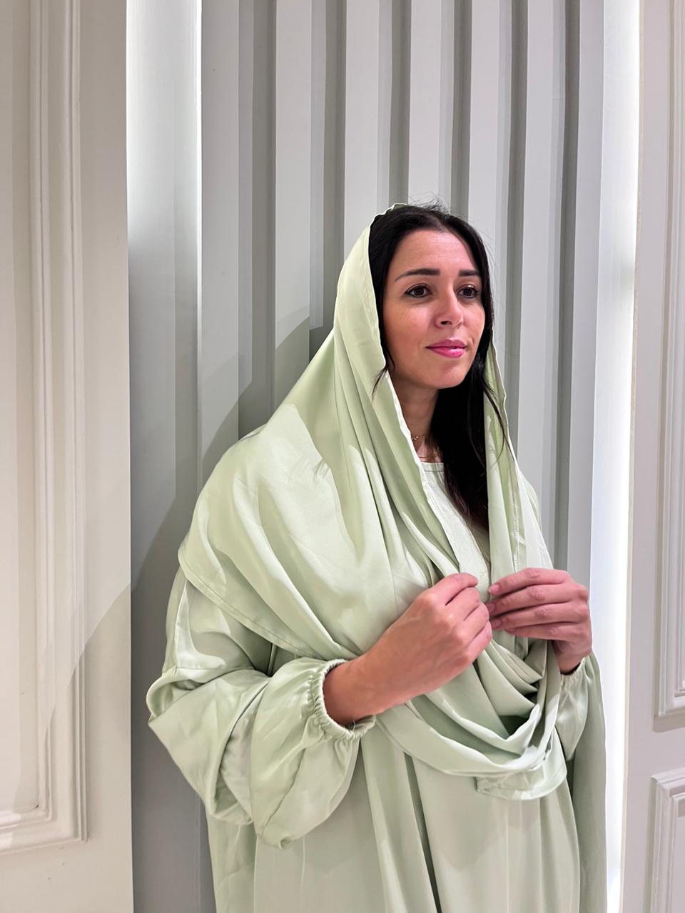 Pistache Satin Esdal