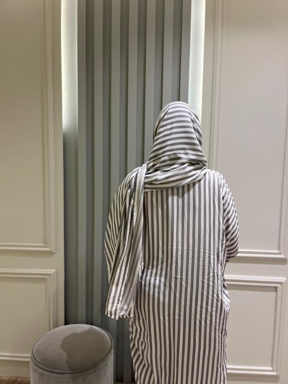 White And Black Stripe Viscose Esdal