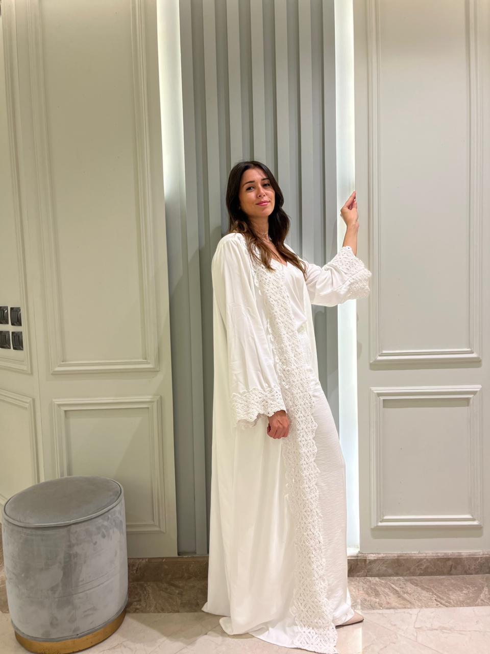 White Abaya
