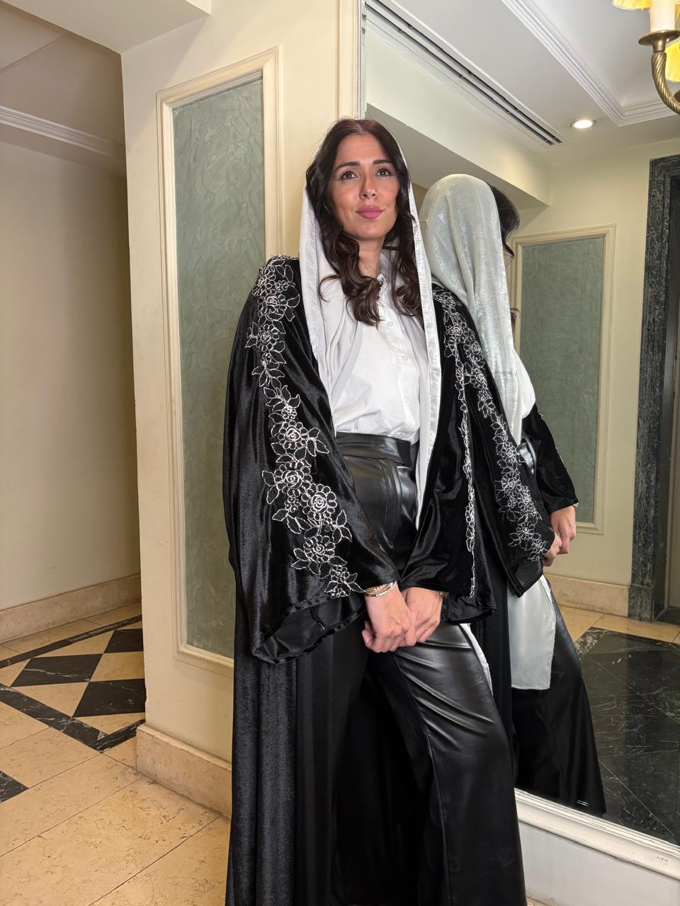 Velvet black Abaya