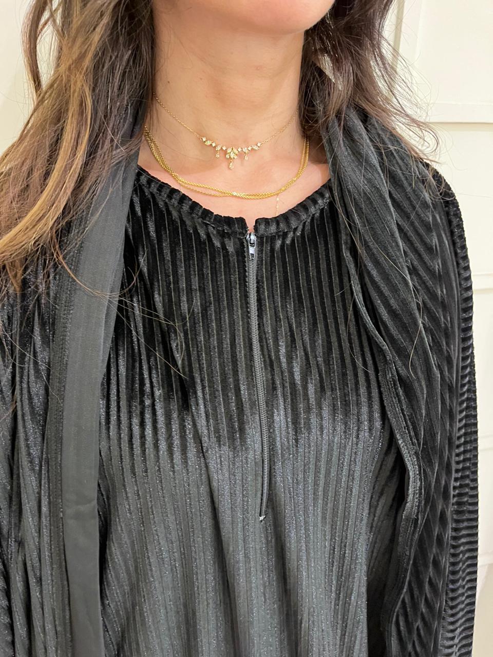 Black Velvet Pleated Esdal