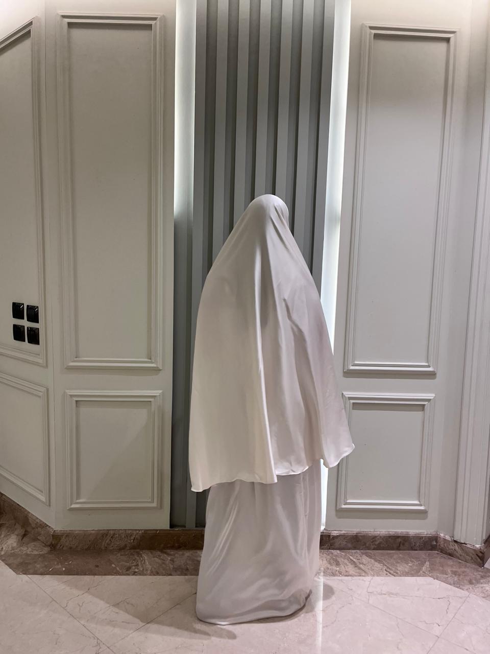 Off White Satin Two Pieces Set