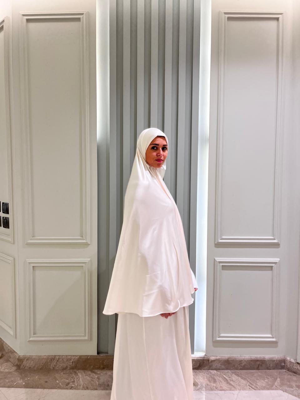 Off White Satin Two Pieces Set